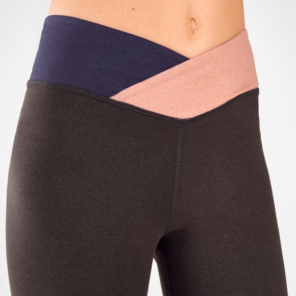Fabletics Winn II Solid Heathered 7/8 Leggings, XXS - Picture 3 of 5